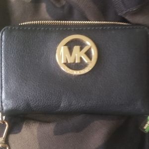 Michael Kors wristlet